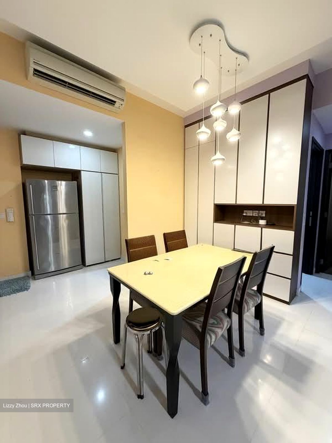 E Maison (D13), Apartment #578189901
